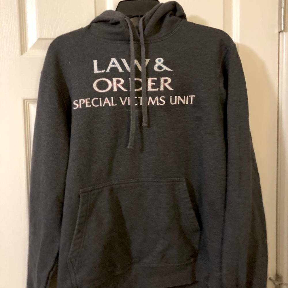 Law and Order SVU sweatshirt ✨